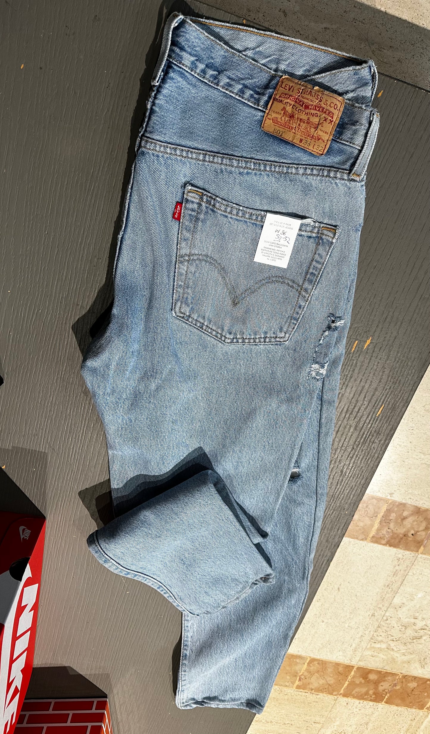 JEANS LUNGO UNISEX LEVIS 501